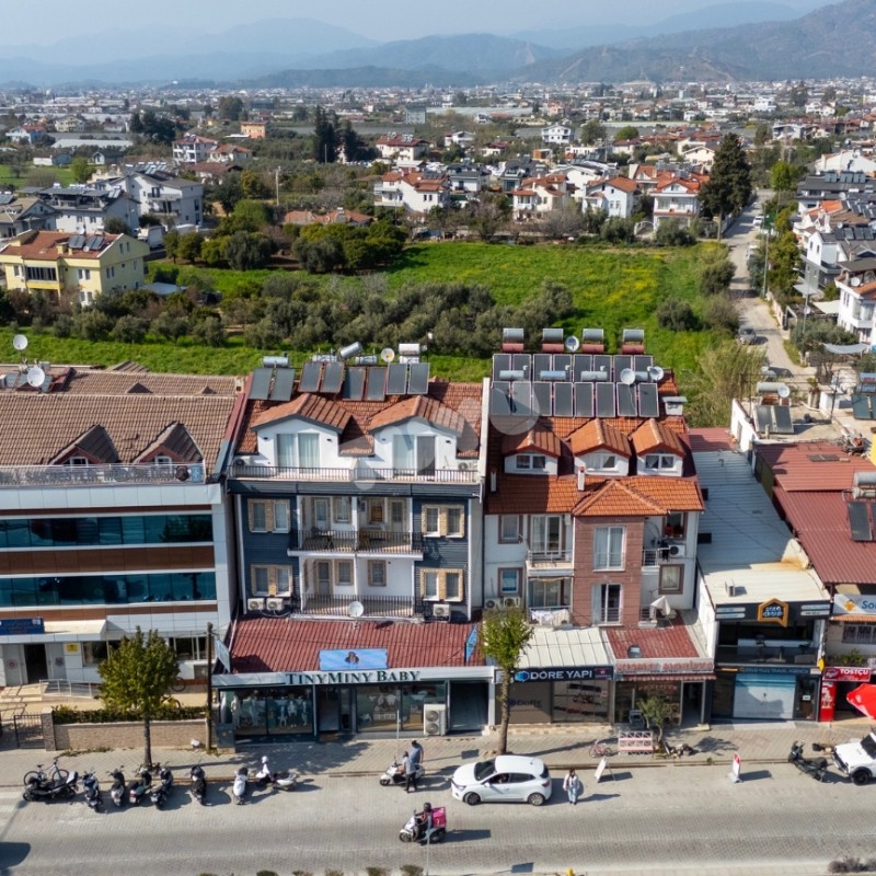 Tuyu Apart Sarı Suit