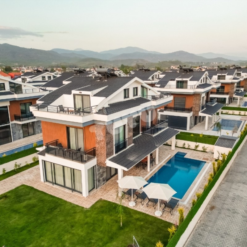 Villa Tuyu 1-10