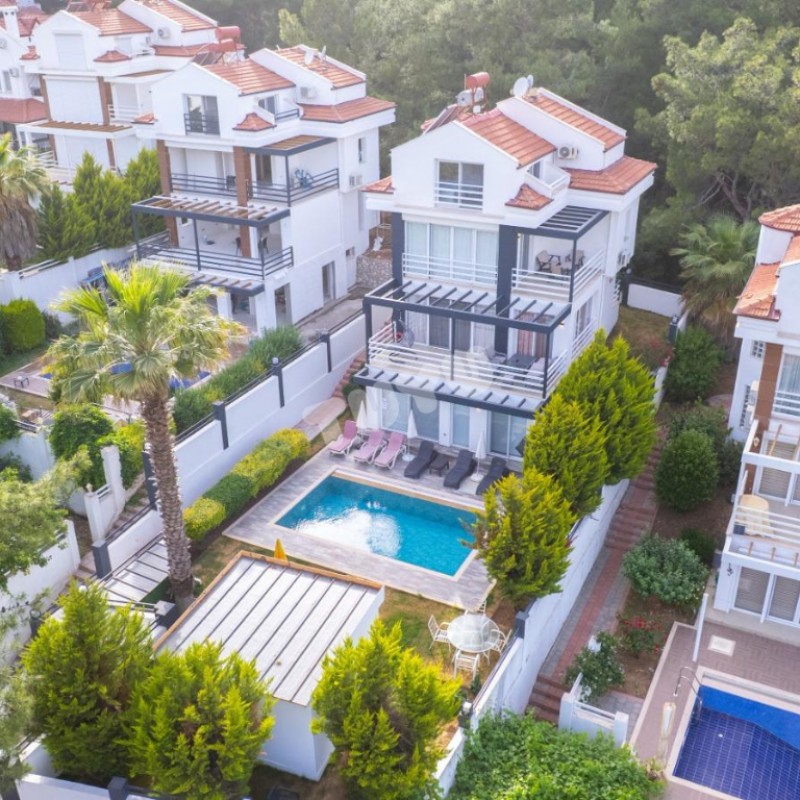 Villa Tuyu 10-26