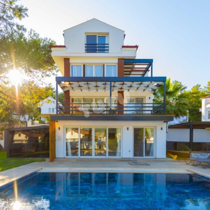 Villa Tuyu 10-27
