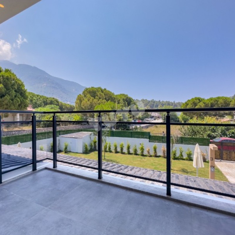 Villa Tuyu 10-30 / Şimal