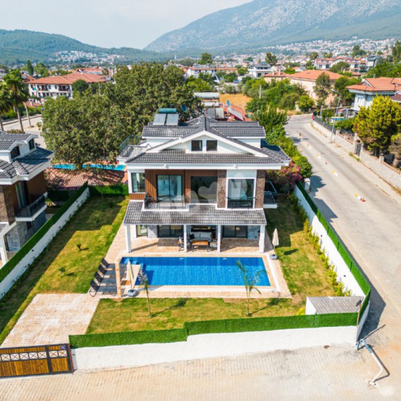 Villa Tuyu 10-30 / Şimal