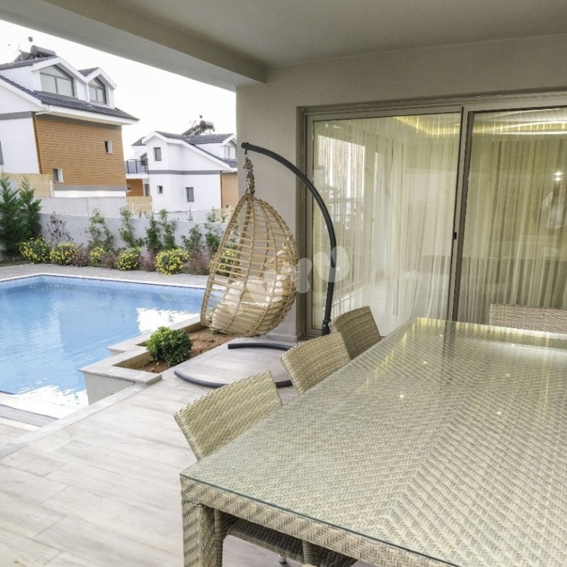 Villa Tuyu 10-62 / Oscar