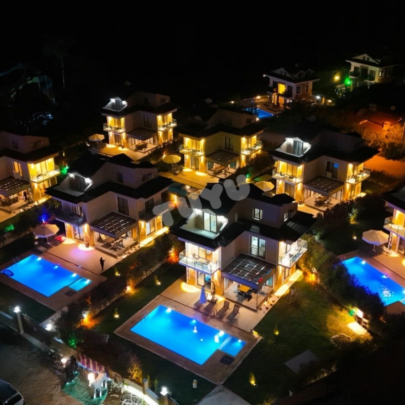 Villa Tuyu 10-37
