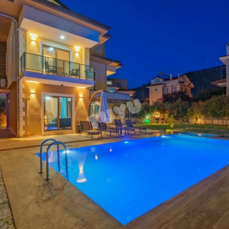 Villa Tuyu  10-41 / Lavanta 7