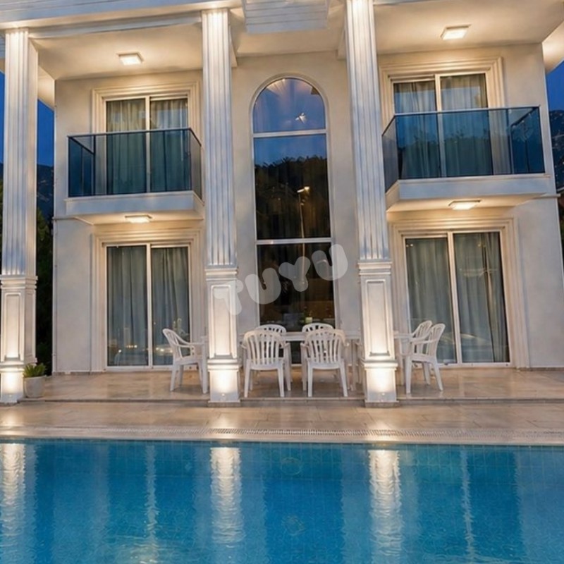 Villa Tuyu 10-45 / Diva