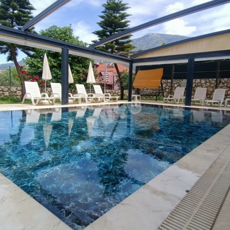 Villa Tuyu 10-48 \ Arda