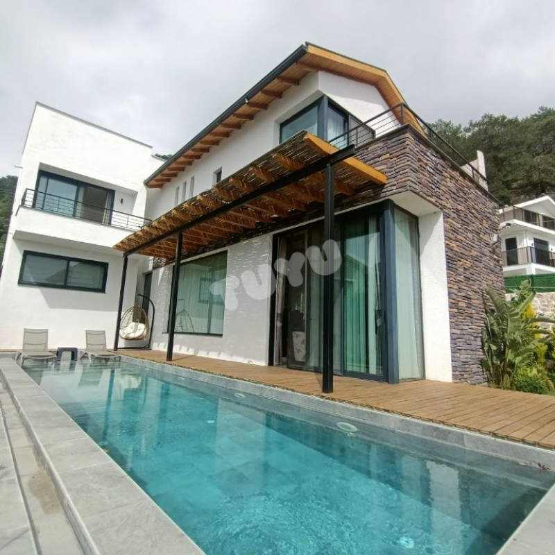 Villa Tuyu 13-2 \ Afilli