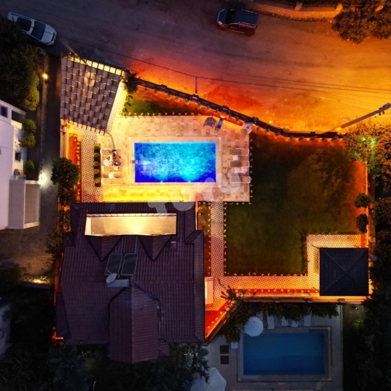 Villa tuyu 10-55 / Amour