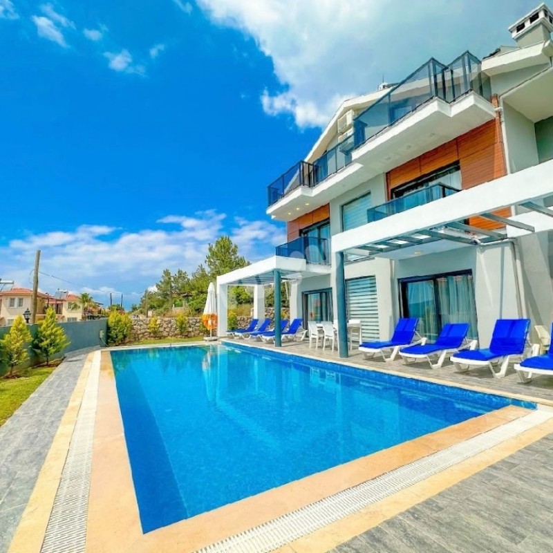 Villa Tuyu 10-59 / Lazuli
