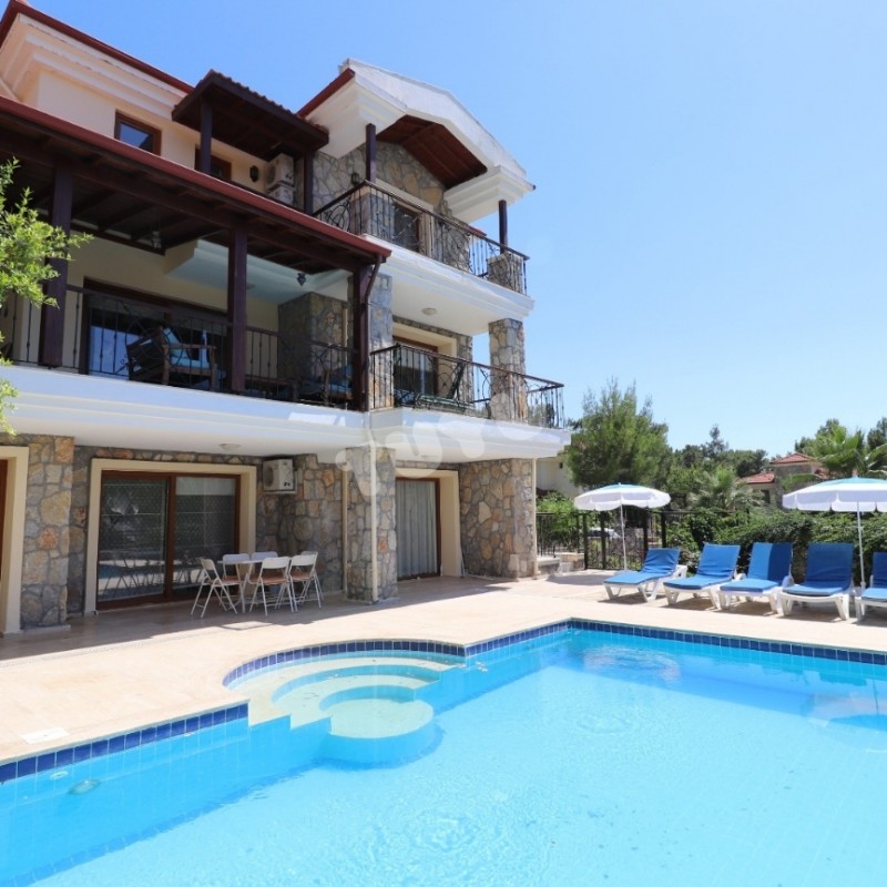 Villa Tuyu 10-79 / Araxa 7