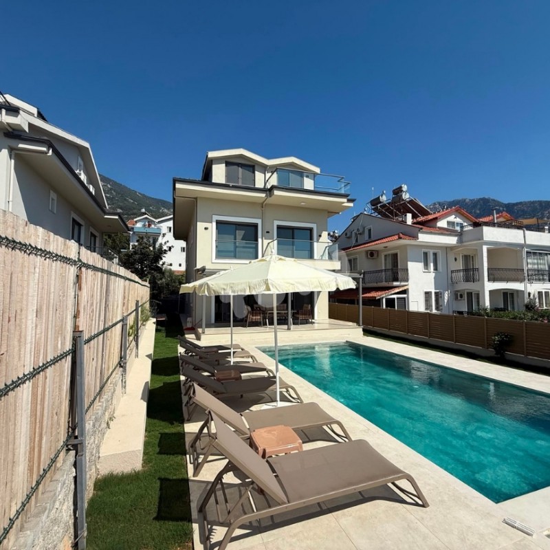 Villa Tuyu 10-75 / Berke Luxury