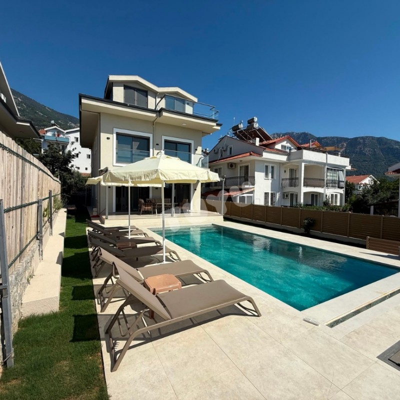Villa Tuyu 10-75 / Berke Luxury
