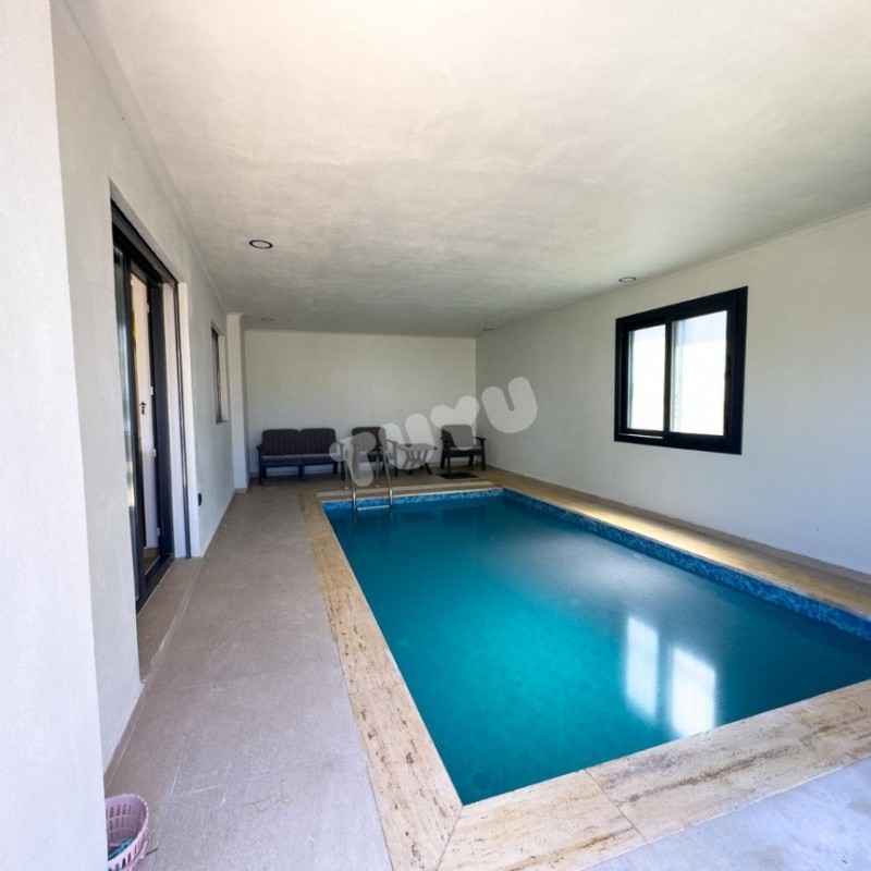 Villa Tuyu 10-77 / Romeo