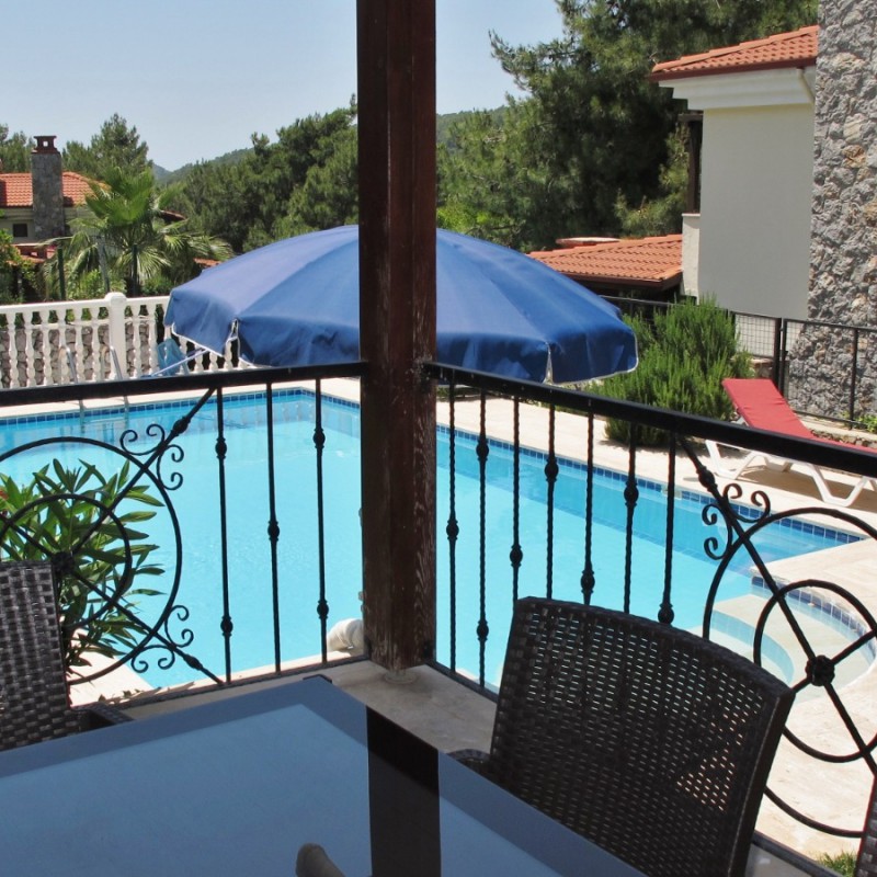 Villa Tuyu 10-90 / Araxa 20
