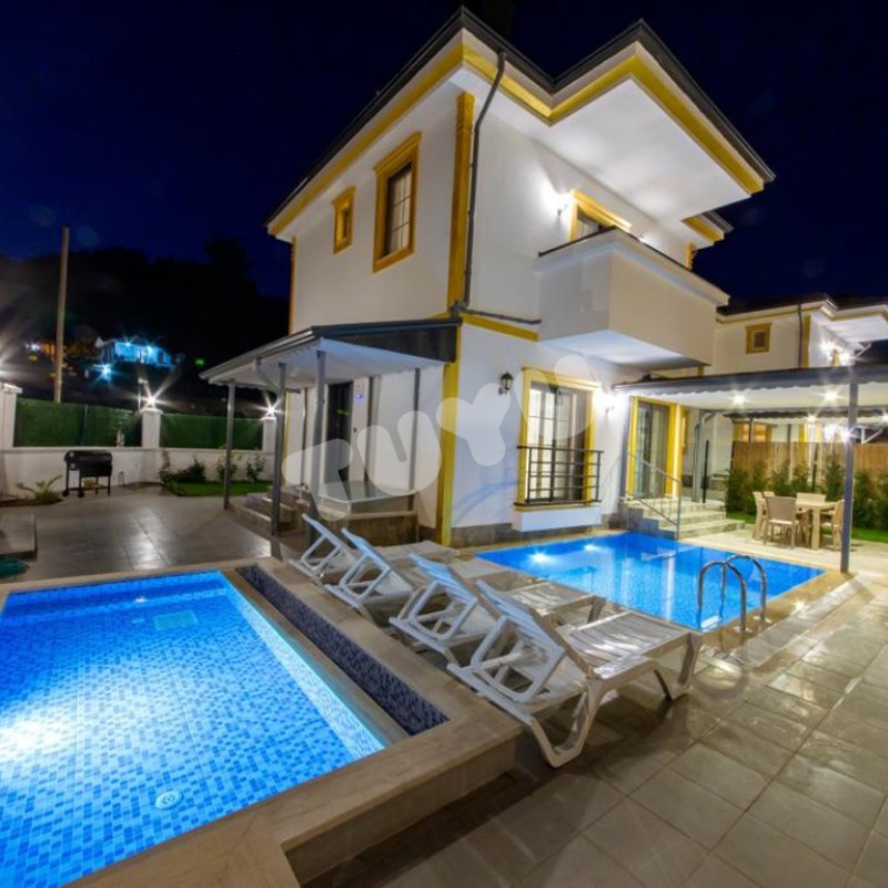 Villa Tuyu 11-2