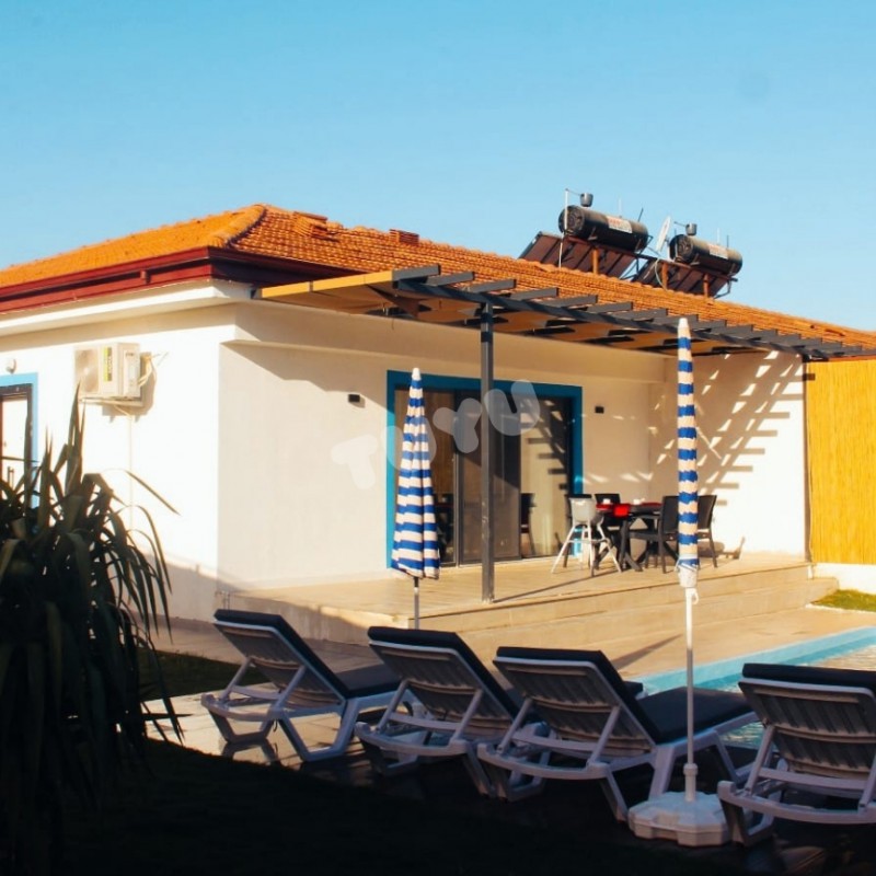 Villa Tuyu 14-12 / Yakuti