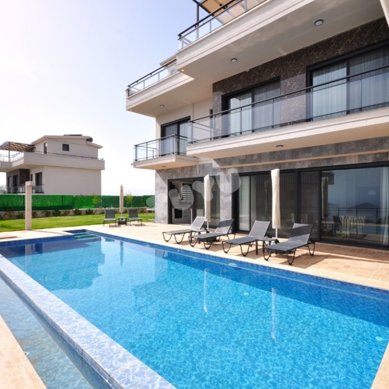Villa Tuyu 16-30