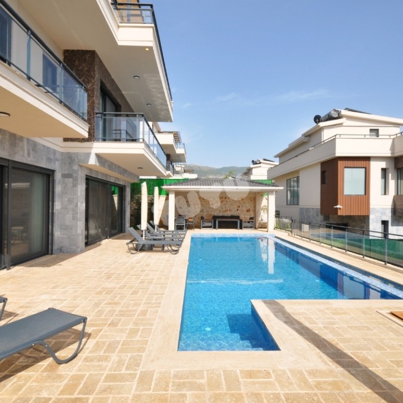 Villa Tuyu 16-32