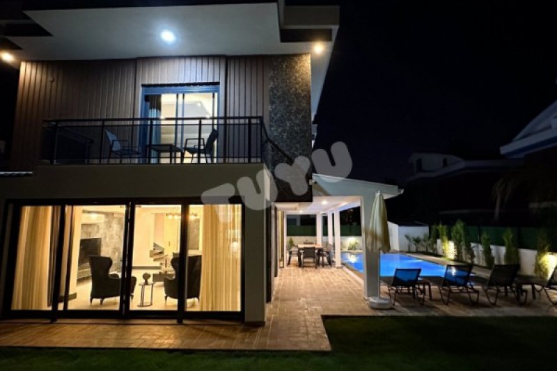 Villa Tuyu 1-25 / Dünya 3
