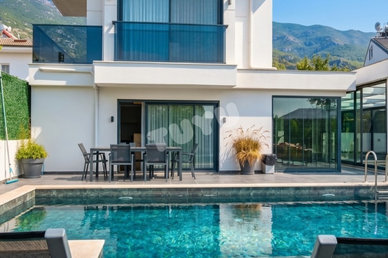 Villa Tuyu 10-80 / Dakumi
