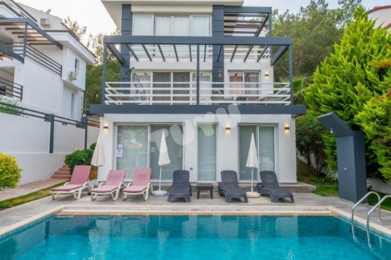 Villa Tuyu 10-26