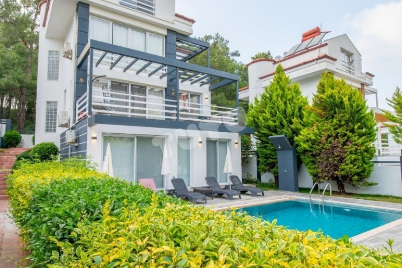 Villa Tuyu 10-26