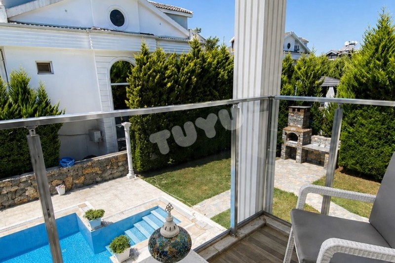 Villa Tuyu 10-45 / Diva