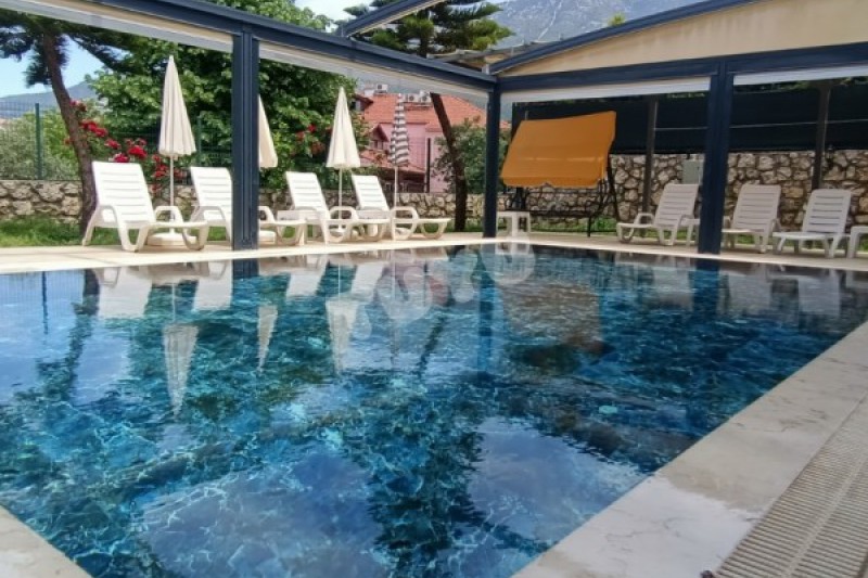 Villa Tuyu 10-48 \ Arda