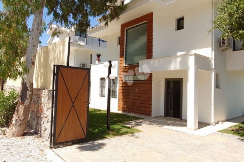 Villa Tuyu 10-52 / Ruken