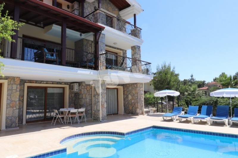 Villa Tuyu 10-79 / Araxa 7