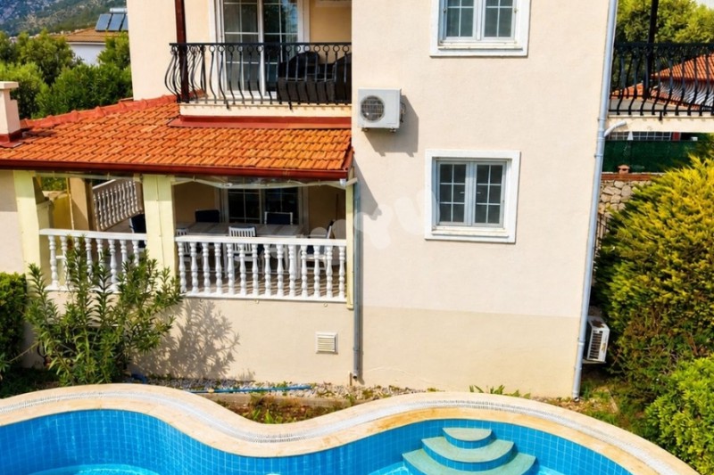 Villa Tuyu 10-61 / Eskiağaç