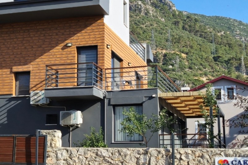 Villa Tuyu 10-73 / Likya Milay