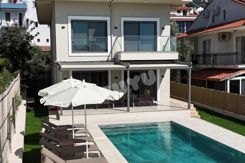 Villa Tuyu 10-75 / Berke Luxury