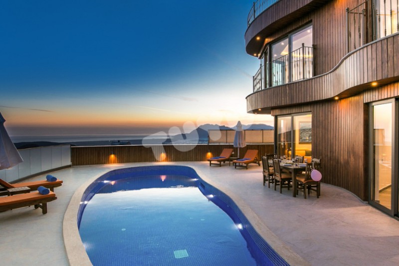 Villa Tuyu 16-23