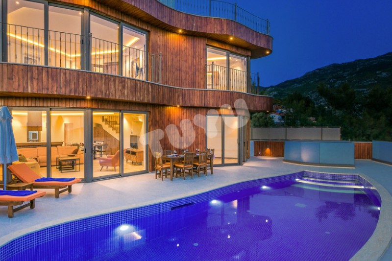 Villa Tuyu 16-23