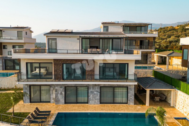 Villa Tuyu 16-28 / Yakut