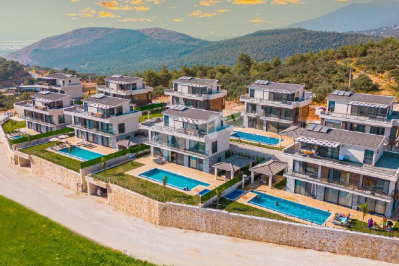 Villa Tuyu 16-31 / Kuvars