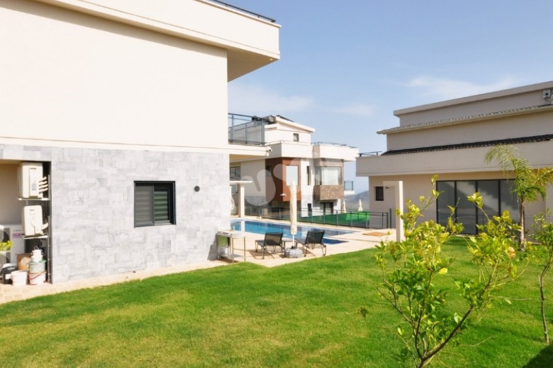 Villa Tuyu 16-33