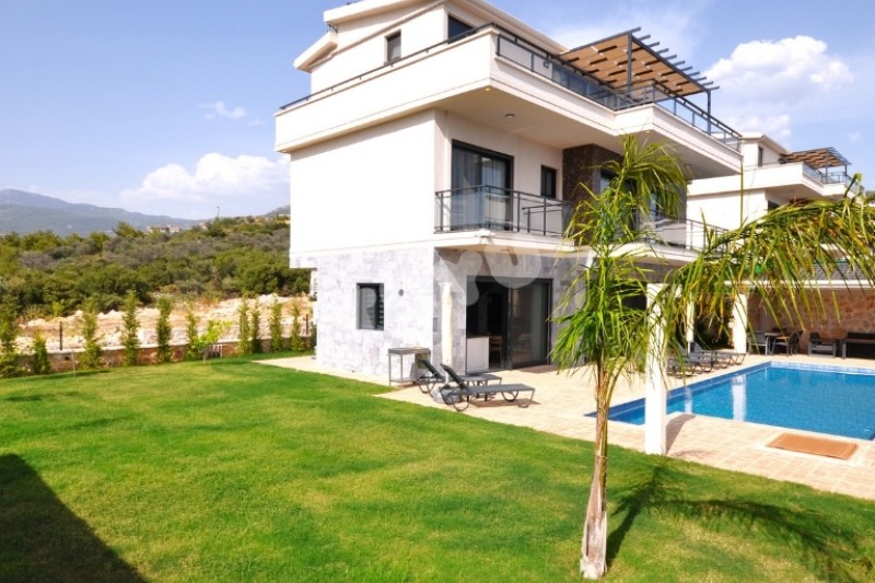 Villa Tuyu 16-33