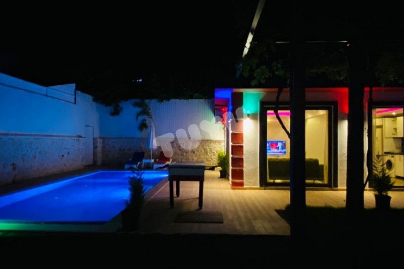Villa Tuyu 16-38 / Payam 2