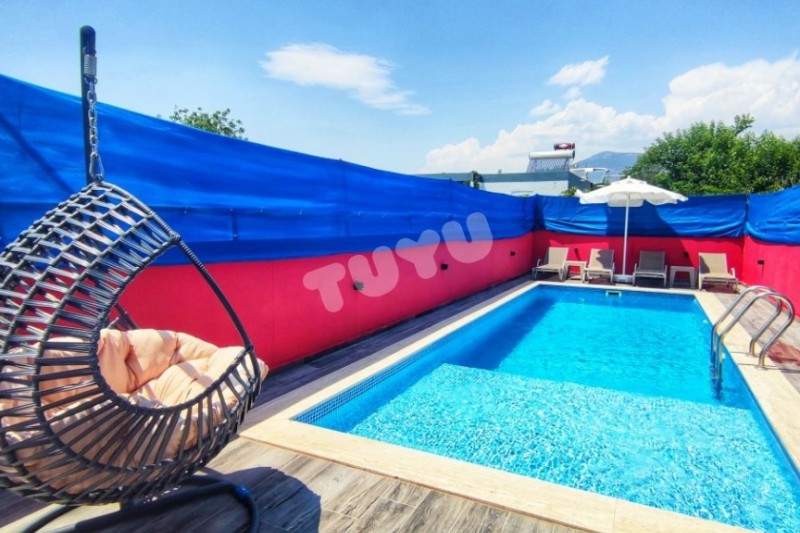 Villa Tuyu 16-41 / Meyra