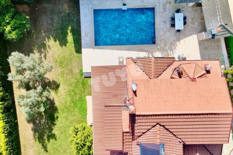 Villa Tuyu 5-6 / Amour