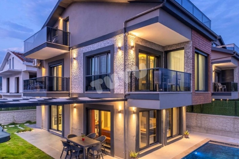 Villa Tuyu 6-6 / Gökçen’s Duo